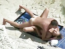Dilettante Pair Fucking On The Beach Caught On Voyeur Spy Camera