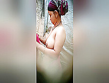 Today Exclusive -Village Bahbhi Bathing Record In Hidden Cam Part 6