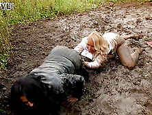 Wild Lesbian Hussies Get Dirty And Enjoy Group Sex Outdoors