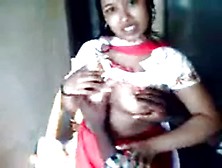 Indian Girl Shows Tits
