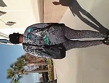 Big Ass Ebony Woman In Leggings