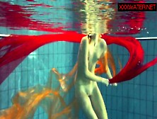 Enchanting Chick - Poolside Clip - Underwater Show