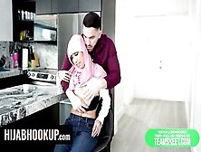 Hijab Hookup - Alluring Hijab Bae Found Sex Inspiration And A Long Climax For Her Story