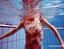 Sensual Italian Beauty Martina Enjoys An Underwater Adventure