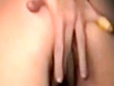 Kelly : Fingering While Watching Porn