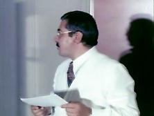 Melù Valente In Ladies' Doctor (1977)