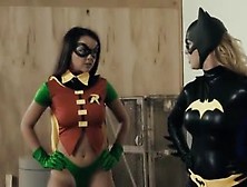 Batgirl Fucks Robyn