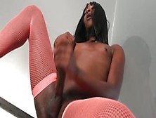 Ebony Vanniall Loves Her Erotic Solo Masturbation Video