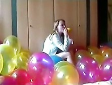 Sexy Girl Balloon Popping Part 1