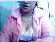 Mature Chinese Housewife Fingering Pussy On Webcam