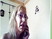 German Granny Fuck Herself On Webcam