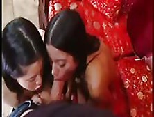 Colombian Babe Threesome