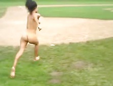 Girl Strips Naked And Goes For Run