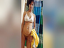 Today Exclusive- Desi Maid Strip Her Cloths And Showing Nude Body To House Owner