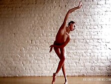 Delightful Flexible Ballerina Dances Ballet Nude
