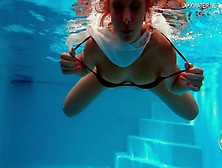 Hot Big Tits Anastasia Ocean Swimming Naked Underwater