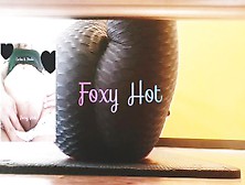 Foxy Hot Heats The Maintenance Of Your Gym,  You Wear Transparent Clothes