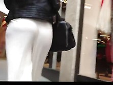 Huge Butt In Loose White Pants