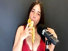 Asmr Wan Sucking A Banana Video Leaked