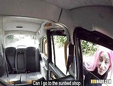 Antonio Ebony Fucks Roxy Lace On The Back Seat Of His Car