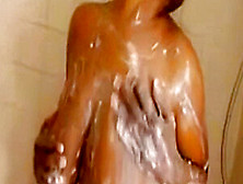 Stunning Ebony Babe Bustylaura4U Twerks Her Huge Ass In Showers Alivegirlcom
