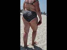 Granny – Beach Candid (Bbw Pawg Matures And Grannies)