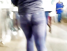 Fast Moving And Smoking Girl S Ass