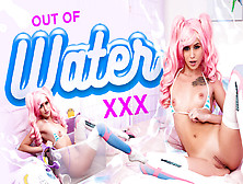 Out Of Water Xxx Parody - Wild Instragram Influencer Parody