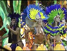 Topless Dancers At Rio Carnaval