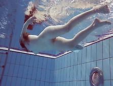 Sexy Libuse Underwater In The Pool