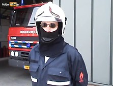 Don En Ad Redden Als De Brandweer Een Tiener(18+)