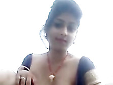 Amateur Indian Whore Masturbates On Webcam