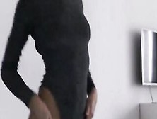 Rihannarossy Hotnaked Butt Twerk Performance And Huge Hooters Shaking