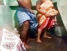 Priyanka Aunty Bathroom Sex In Home