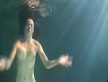 This Girl Can Stay Underwater For A Long Time
