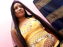 Chubby Indian Amateur Fucks Her Boyfriend On The Bed