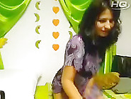 Crazy Webcam Brunette,  Solo Clip With Munecabrava Girl.