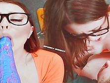 Velma Dinkley Was Caught By Fred Jones Masturbating With Dildo - Cosplay Spooky Boogie
