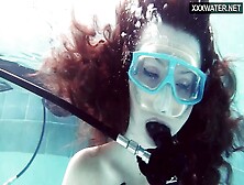 Horny Emi Serene Masturbates Underwater In The Pool