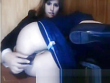 Girl Masturbate At Work On Webcam