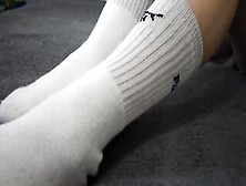 Beauty Legs Into Long Socks - Miley Grey