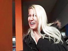 Blonde Temptress Fellating On A Huge Dick In Pov Style