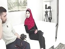 Turned On Photographer Plowed Hottie Muslim Woman