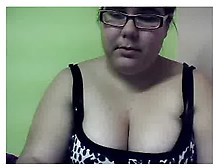 Omegle Girl Cleavage No Show
