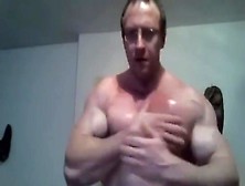Muscle Daddy Wants To Dominate You With His Huge Biceps!