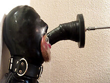 Machine Fucking A Rubber Pig Throat With Slime - Edition