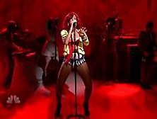 Rihanna In Saturday Night Live (1975)
