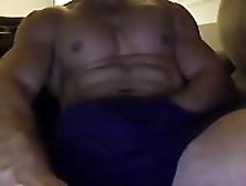 Big Hunk With Hard Muscles And A Hard Cock Wanking