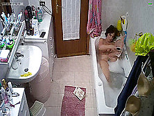My Wifey Takes A Bath And Shaves