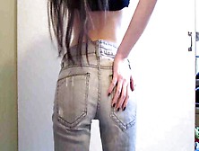Teen Webcam Girl In Her Tight Jeans